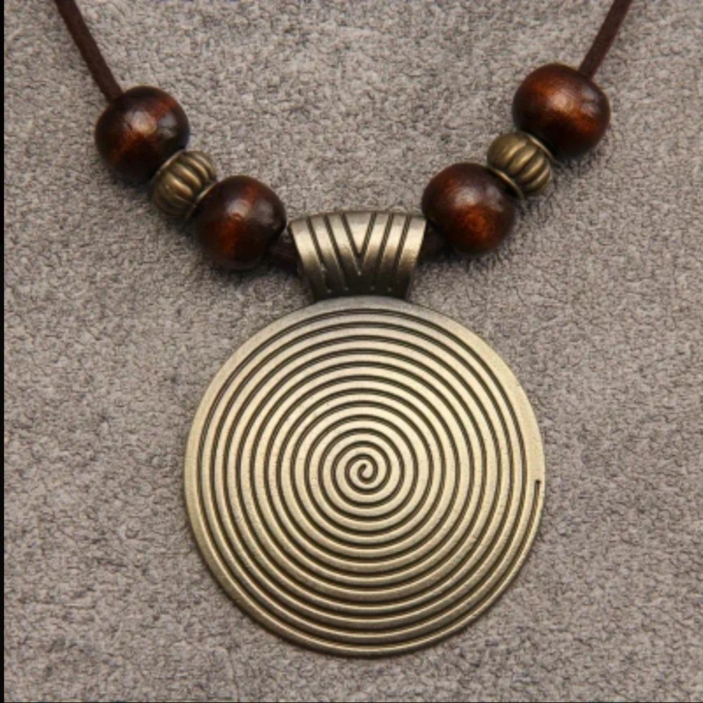 BOHO Necklace circle pendant beades brown tribal Necklace